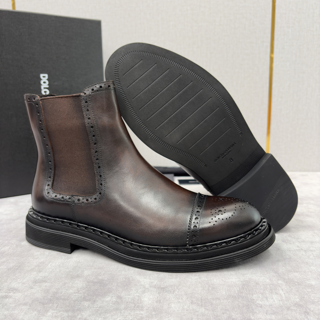 💋💍DG家新品 杜嘉-班纳 Dolce&Gabban* 男士布洛克切尔西靴皮靴系列：意式奢华与复古格调的