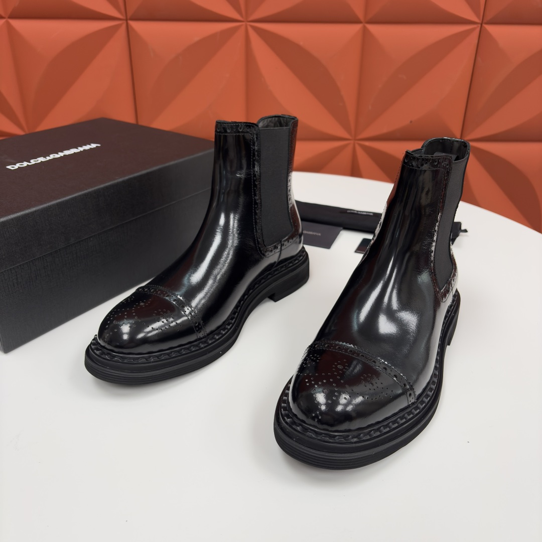 💋💍DG家新品 杜嘉-班纳 Dolce&Gabban* 男士布洛克切尔西靴皮靴系列：意式奢华与复古格调的