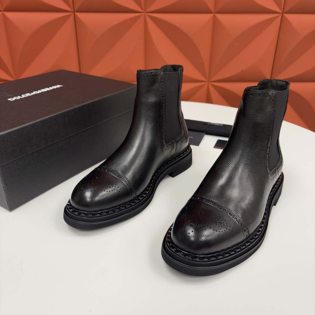 💋💍DG家新品 杜嘉-班纳 Dolce&Gabban* 男士布洛克切尔西靴皮靴系列：意式奢华与复古格调的