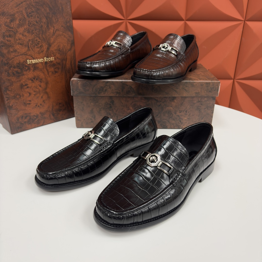 💋💍Stefano-ricci 史蒂*芬新品 乐福鞋皮鞋 鳄鱼纹🐊压纹牛皮手工改色擦色而成 ，鞋面的标志