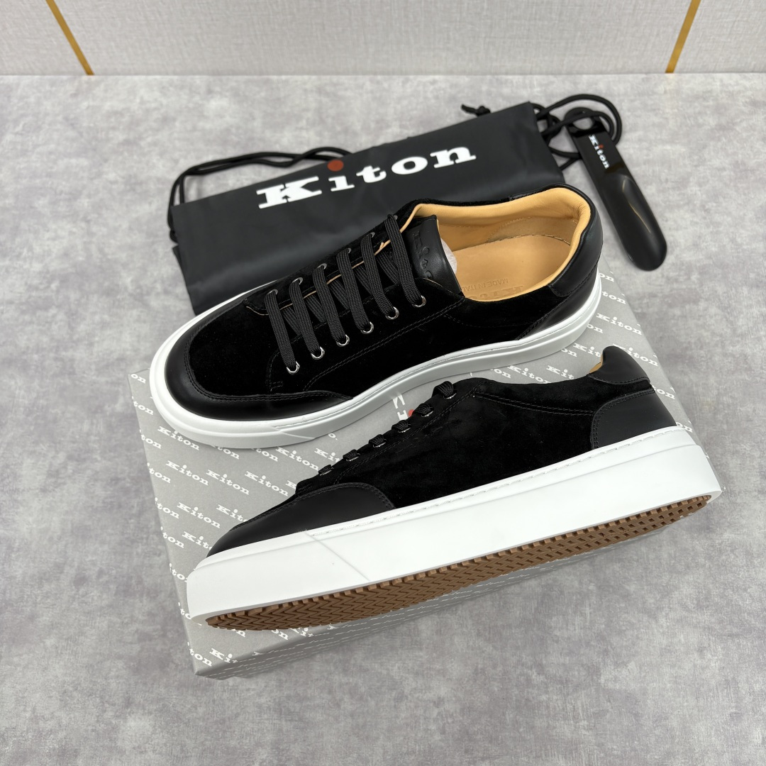 💋💍 Kito*n 新品 男士拼色厚底休闲鞋 鞋面采用高丝光磨砂牛皮+优质小牛皮的拼接设计，磨砂皮细腻软