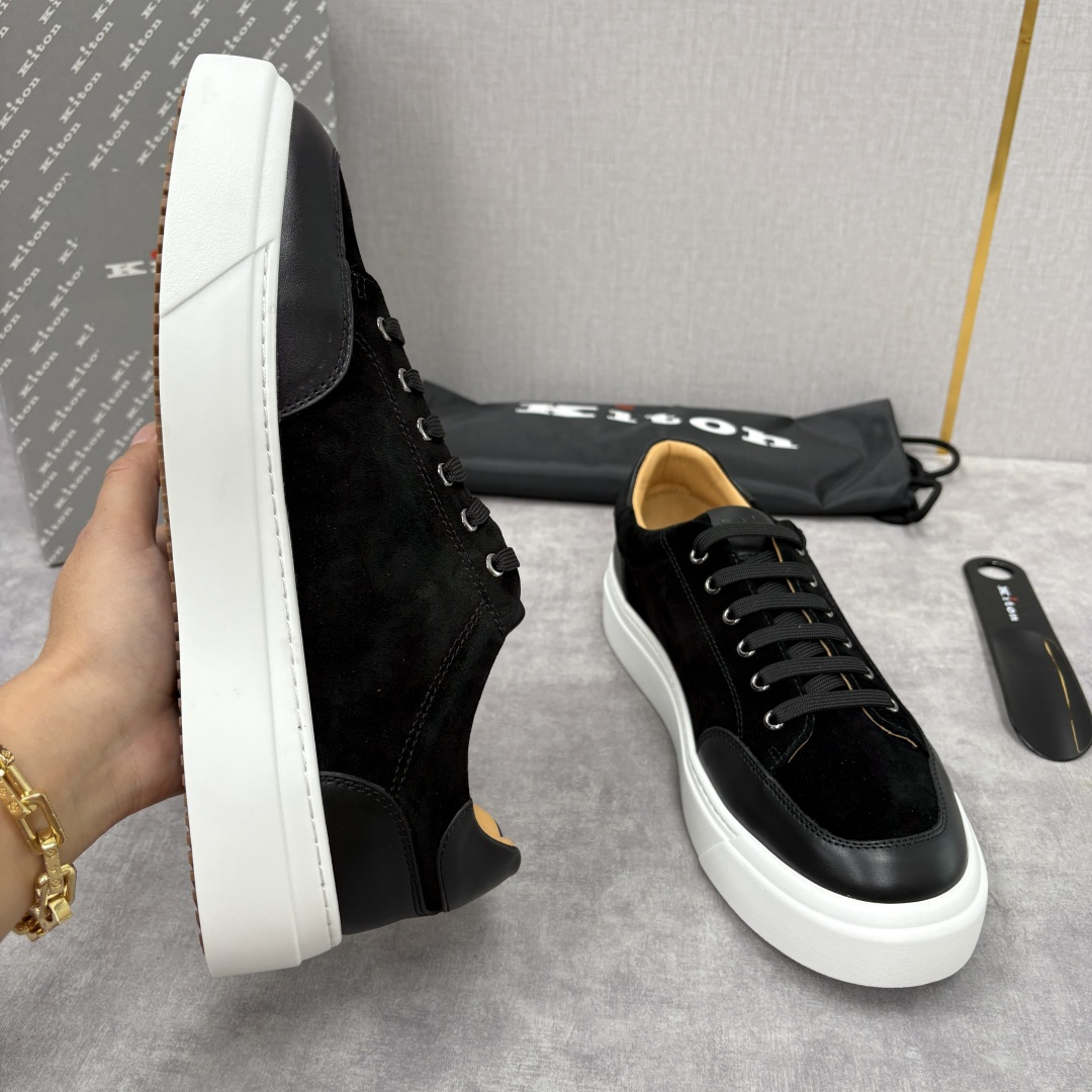 💋💍 Kito*n 新品 男士拼色厚底休闲鞋 鞋面采用高丝光磨砂牛皮+优质小牛皮的拼接设计，磨砂皮细腻软