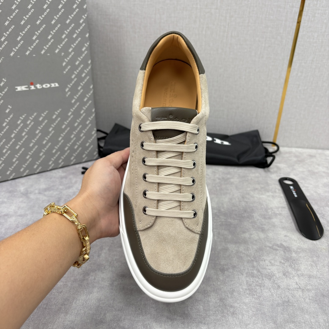 💋💍 Kito*n 新品 男士拼色厚底休闲鞋 鞋面采用高丝光磨砂牛皮+优质小牛皮的拼接设计，磨砂皮细腻软