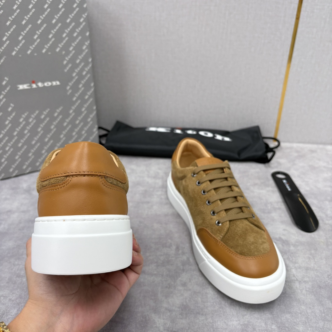 💋💍 Kito*n 新品 男士拼色厚底休闲鞋 鞋面采用高丝光磨砂牛皮+优质小牛皮的拼接设计，磨砂皮细腻软