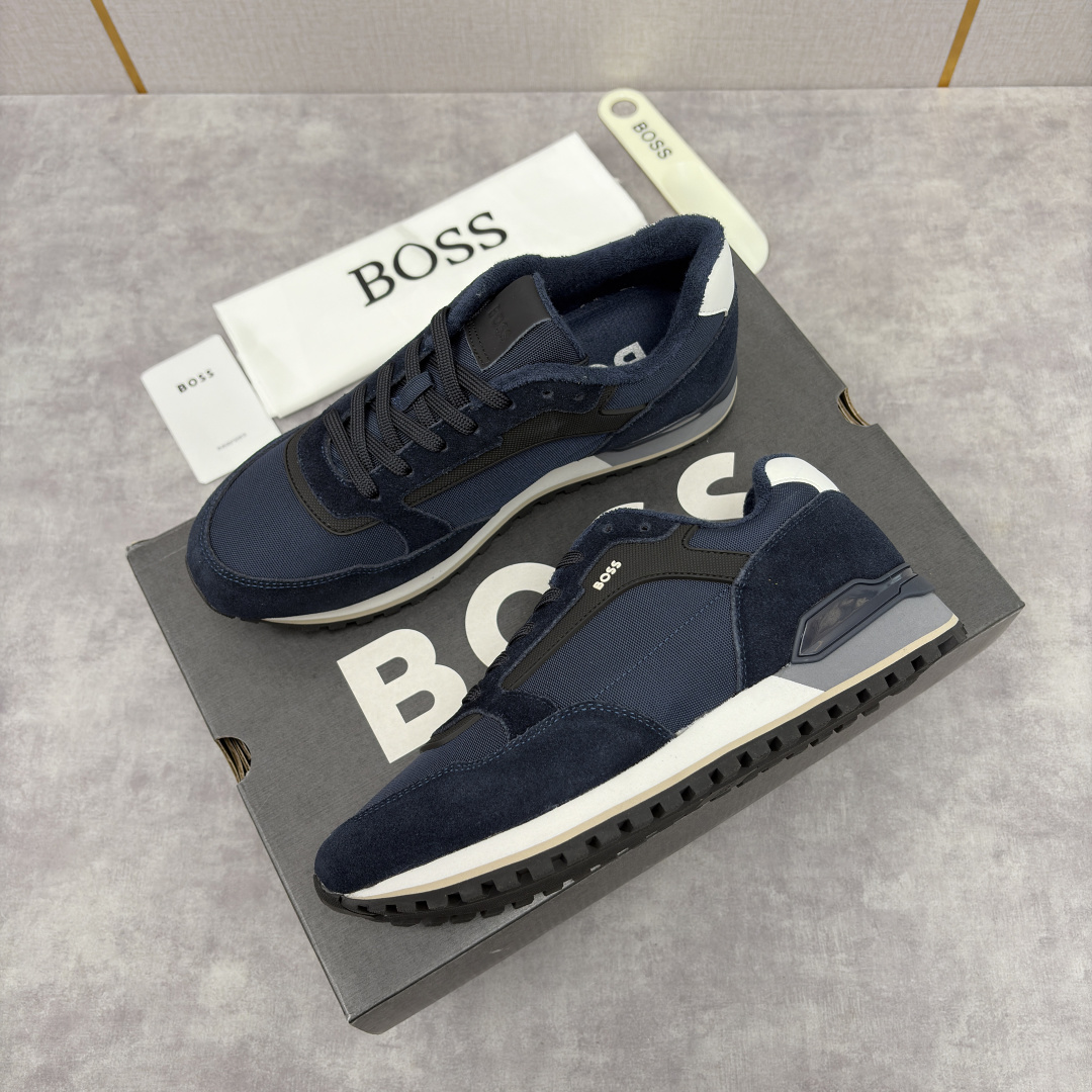 💋💍BOSS 男士新款 复古休闲拼接运动鞋跑鞋上新 HUGO BOS* 家这双织物运动鞋组合制成，真的把