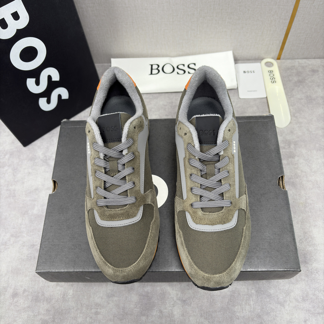 💋💍BOSS 男士新款 复古休闲拼接运动鞋跑鞋上新 HUGO BOS* 家这双织物运动鞋组合制成，真的把