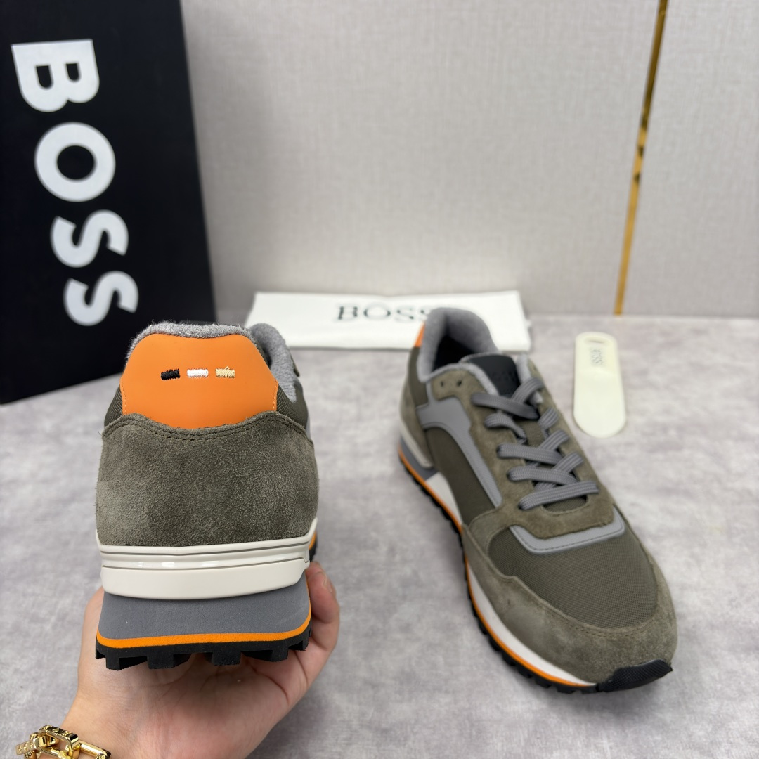 💋💍BOSS 男士新款 复古休闲拼接运动鞋跑鞋上新 HUGO BOS* 家这双织物运动鞋组合制成，真的把