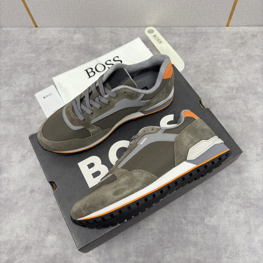 💋💍BOSS 男士新款 复古休闲拼接运动鞋跑鞋上新 HUGO BOS* 家这双织物运动鞋组合制成，真的把