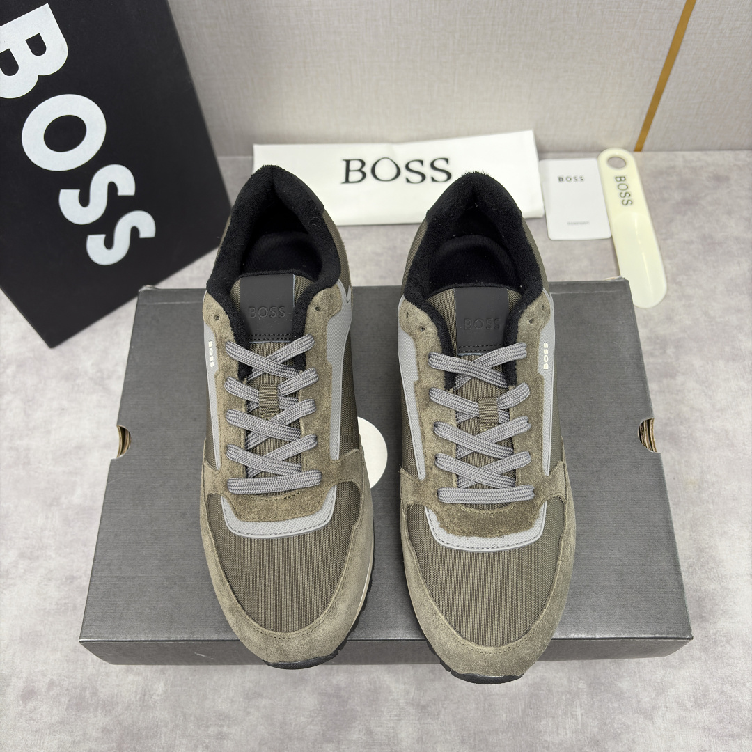 💋💍BOSS 男士新款 复古休闲拼接运动鞋跑鞋上新 HUGO BOS* 家这双织物运动鞋组合制成，真的把