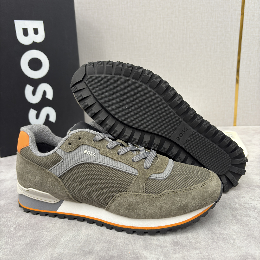 💋💍BOSS 男士新款 复古休闲拼接运动鞋跑鞋上新 HUGO BOS* 家这双织物运动鞋组合制成，真的把