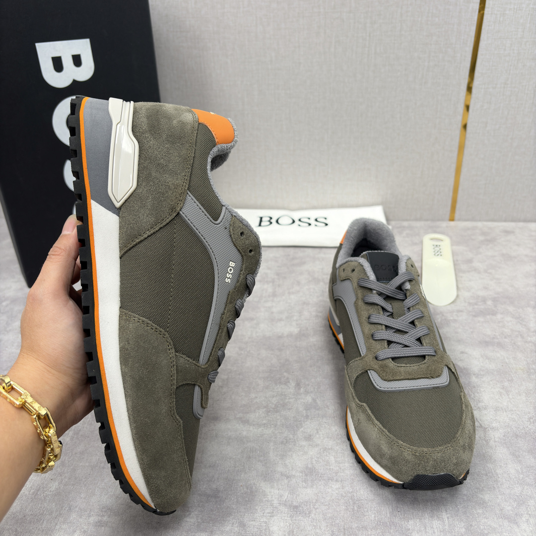 💋💍BOSS 男士新款 复古休闲拼接运动鞋跑鞋上新 HUGO BOS* 家这双织物运动鞋组合制成，真的把