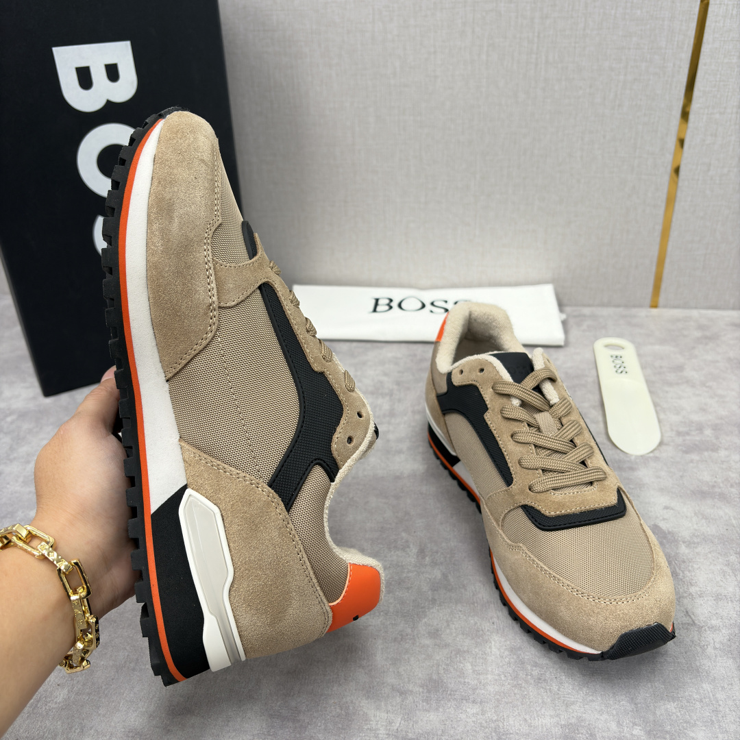💋💍BOSS 男士新款 复古休闲拼接运动鞋跑鞋上新 HUGO BOS* 家这双织物运动鞋组合制成，真的把
