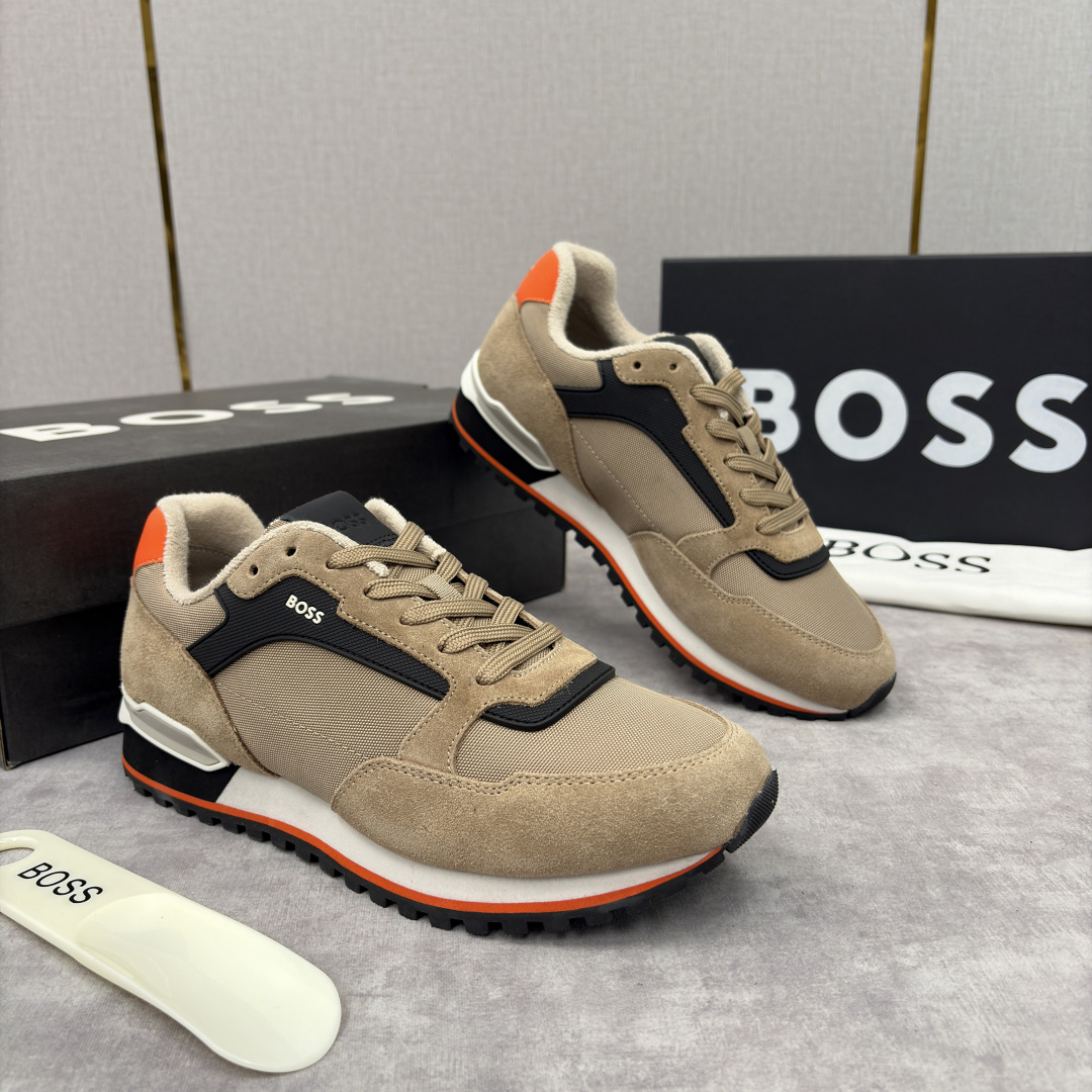 💋💍BOSS 男士新款 复古休闲拼接运动鞋跑鞋上新 HUGO BOS* 家这双织物运动鞋组合制成，真的把