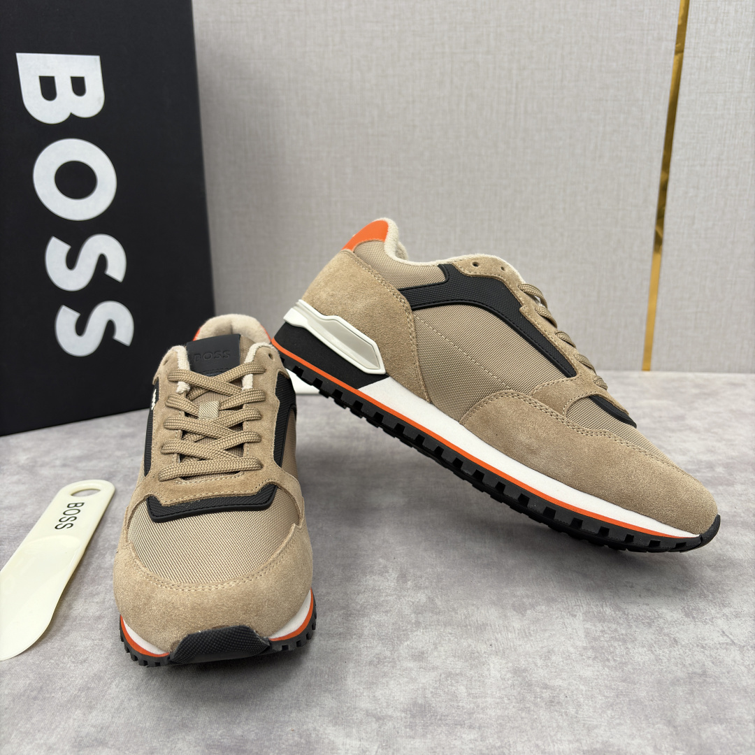 💋💍BOSS 男士新款 复古休闲拼接运动鞋跑鞋上新 HUGO BOS* 家这双织物运动鞋组合制成，真的把