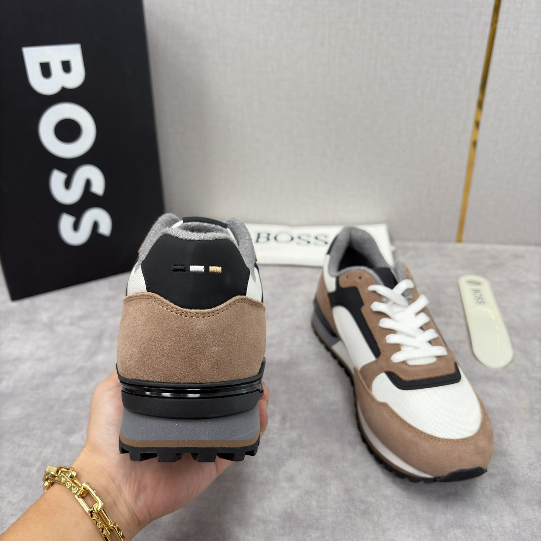 💋💍BOSS 男士新款 复古休闲拼接运动鞋跑鞋上新 HUGO BOS* 家这双织物运动鞋组合制成，真的把