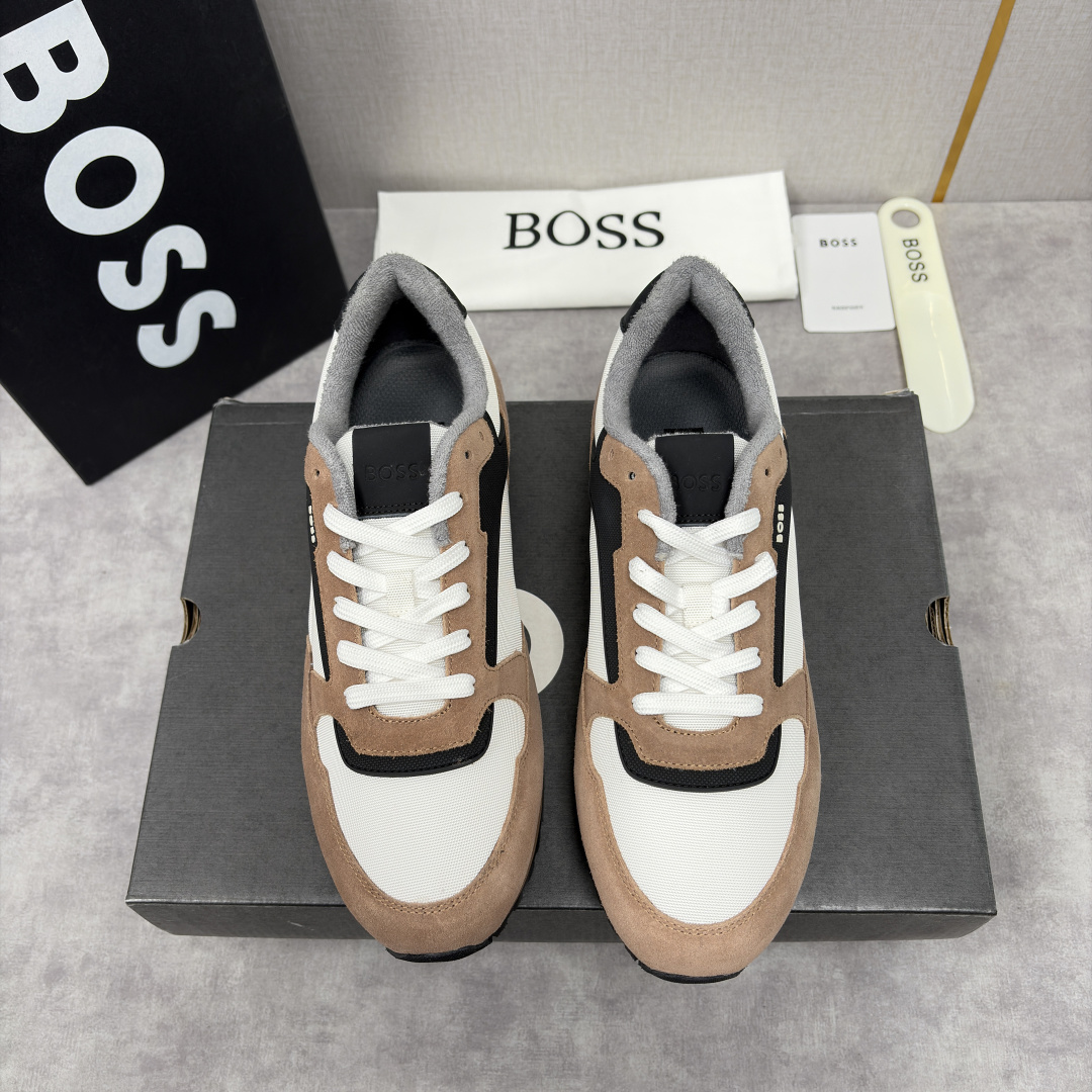 💋💍BOSS 男士新款 复古休闲拼接运动鞋跑鞋上新 HUGO BOS* 家这双织物运动鞋组合制成，真的把