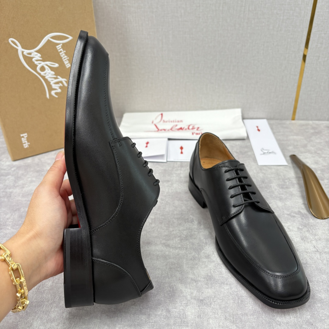 💋💍 CL 新品男士正装鞋皮鞋 Christia* Loubouti* 红底鞋 皮革肌理与红底美学的绅士