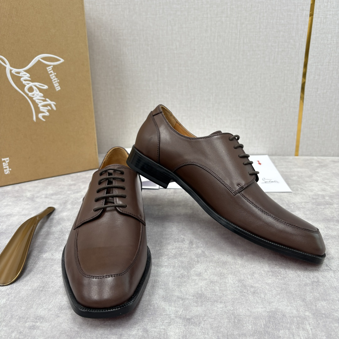 💋💍 CL 新品男士正装鞋皮鞋 Christia* Loubouti* 红底鞋 皮革肌理与红底美学的绅士