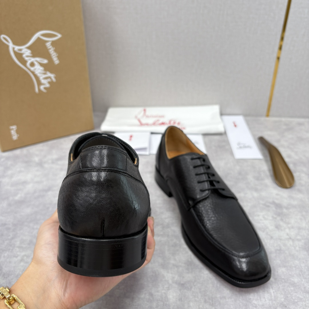 💋💍 CL 新品男士正装鞋皮鞋 Christia* Loubouti* 红底鞋 皮革肌理与红底美学的绅士