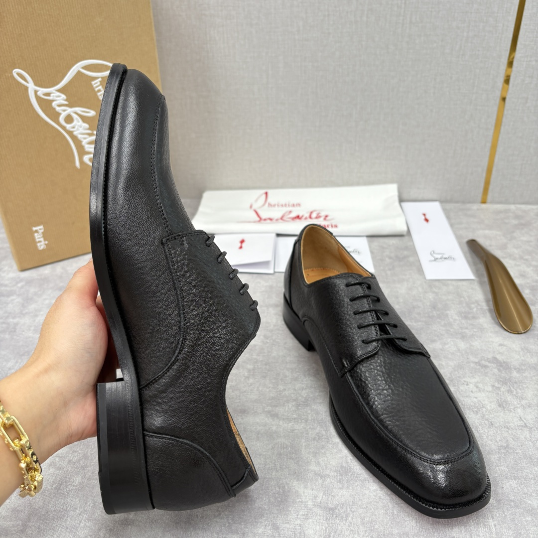 💋💍 CL 新品男士正装鞋皮鞋 Christia* Loubouti* 红底鞋 皮革肌理与红底美学的绅士