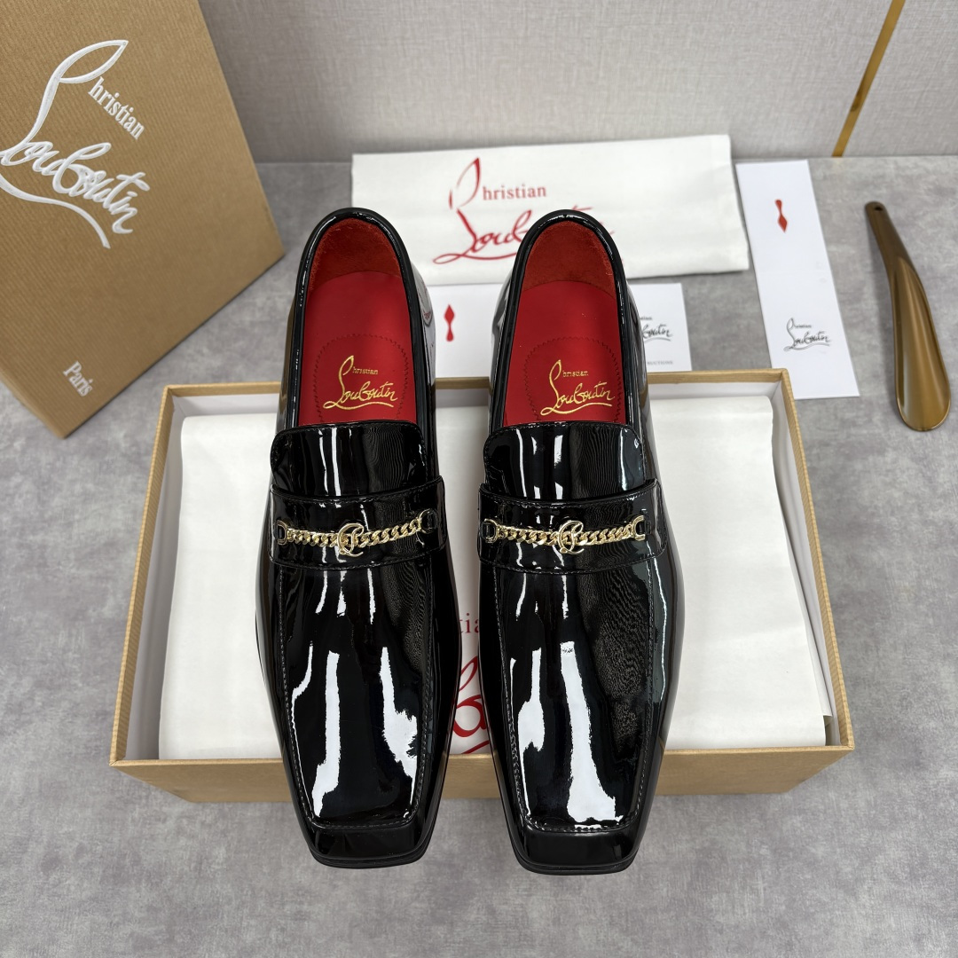 💋💍 CL 新品男士正装鞋乐福皮鞋 Christia* Loubouti* 红底鞋 金属链饰与红底基因的