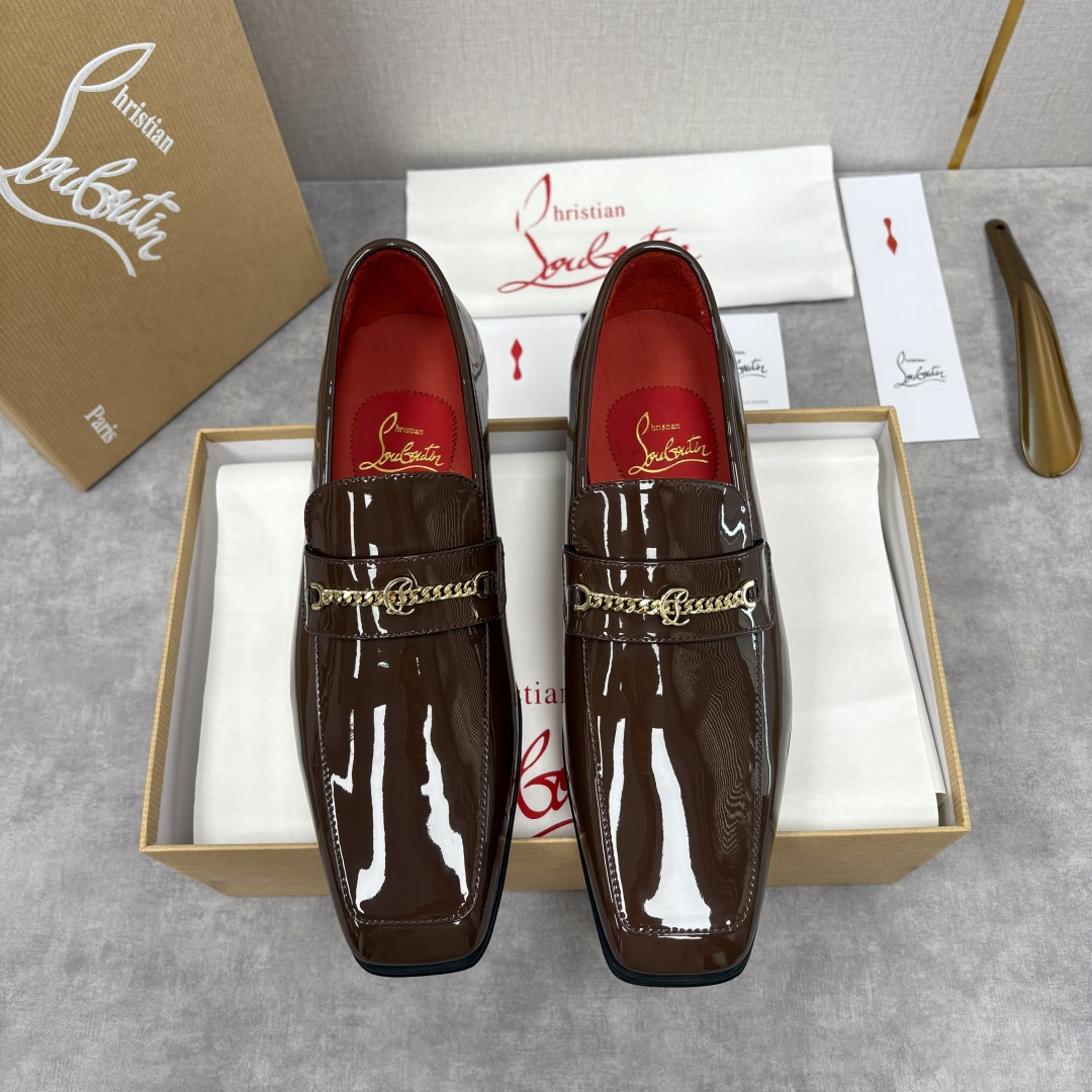 💋💍 CL 新品男士正装鞋乐福皮鞋 Christia* Loubouti* 红底鞋 金属链饰与红底基因的