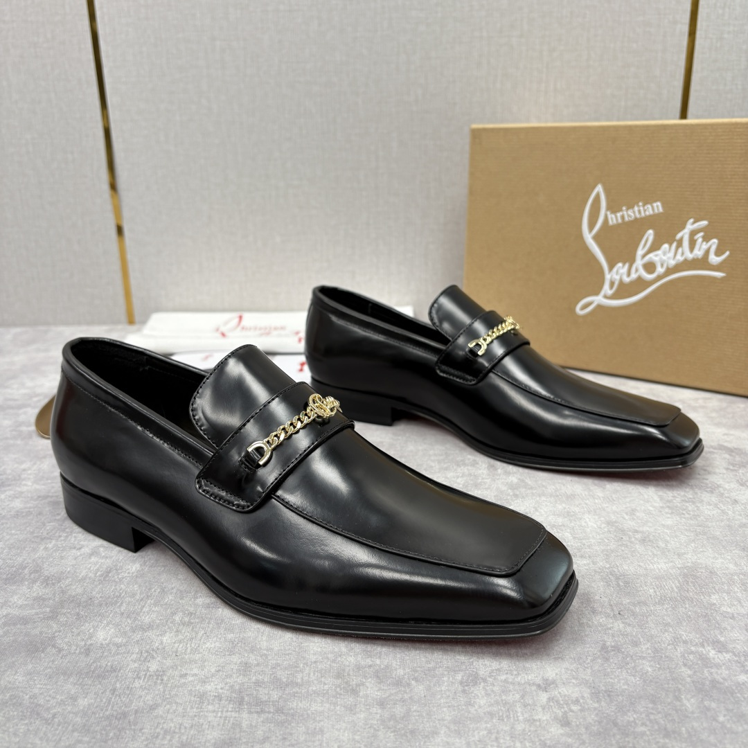 💋💍 CL 新品男士正装鞋乐福皮鞋 Christia* Loubouti* 红底鞋 金属链饰与红底基因的