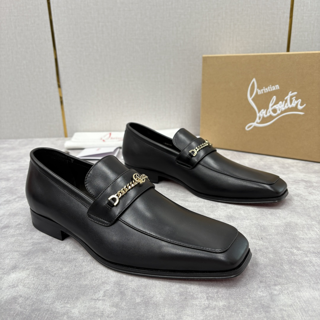 💋💍 CL 新品男士正装鞋乐福皮鞋 Christia* Loubouti* 红底鞋 金属链饰与红底基因的