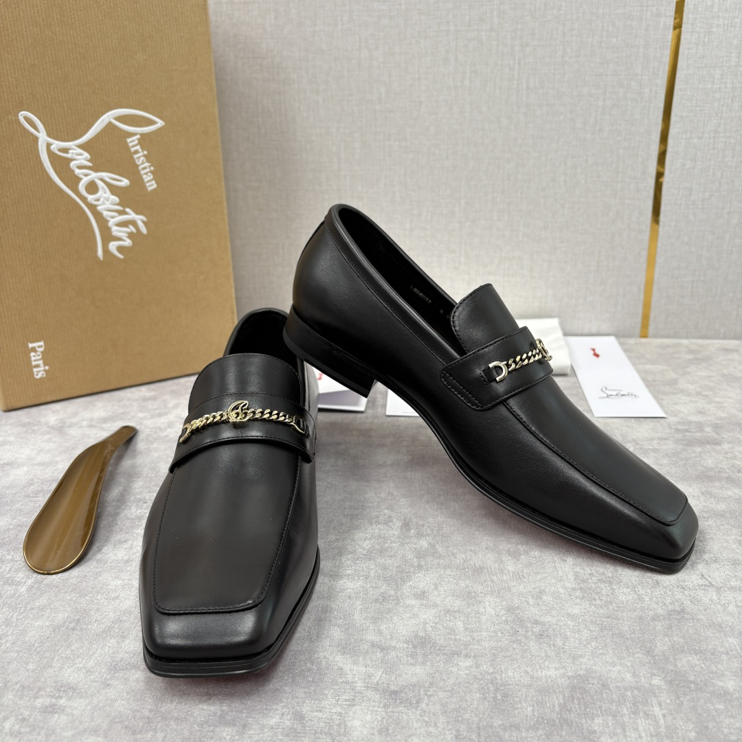 💋💍 CL 新品男士正装鞋乐福皮鞋 Christia* Loubouti* 红底鞋 金属链饰与红底基因的