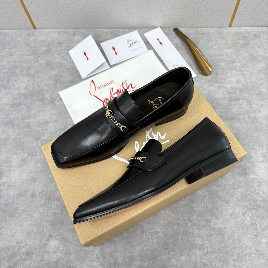 💋💍 CL 新品男士正装鞋乐福皮鞋 Christia* Loubouti* 红底鞋 金属链饰与红底基因的