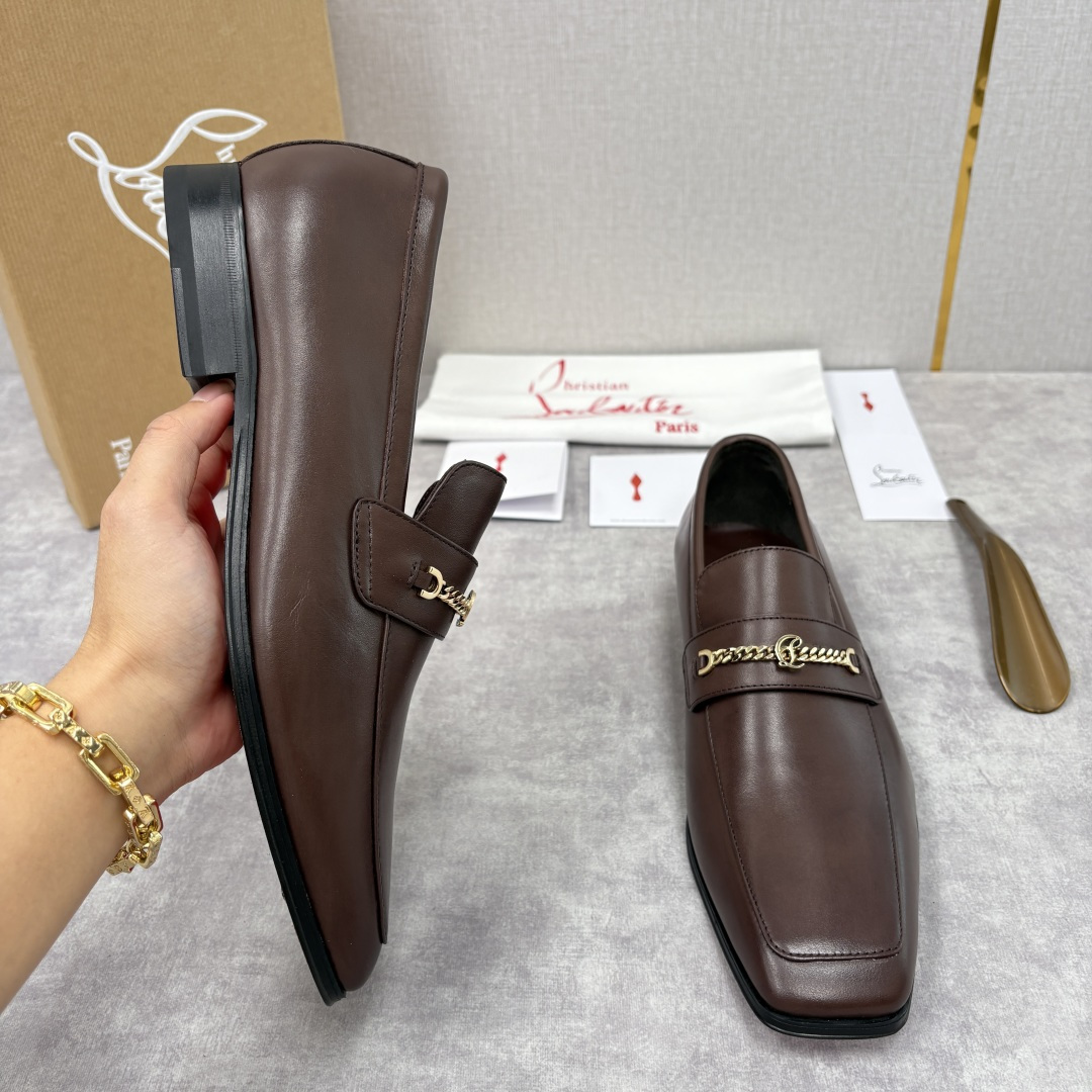 💋💍 CL 新品男士正装鞋乐福皮鞋 Christia* Loubouti* 红底鞋 金属链饰与红底基因的
