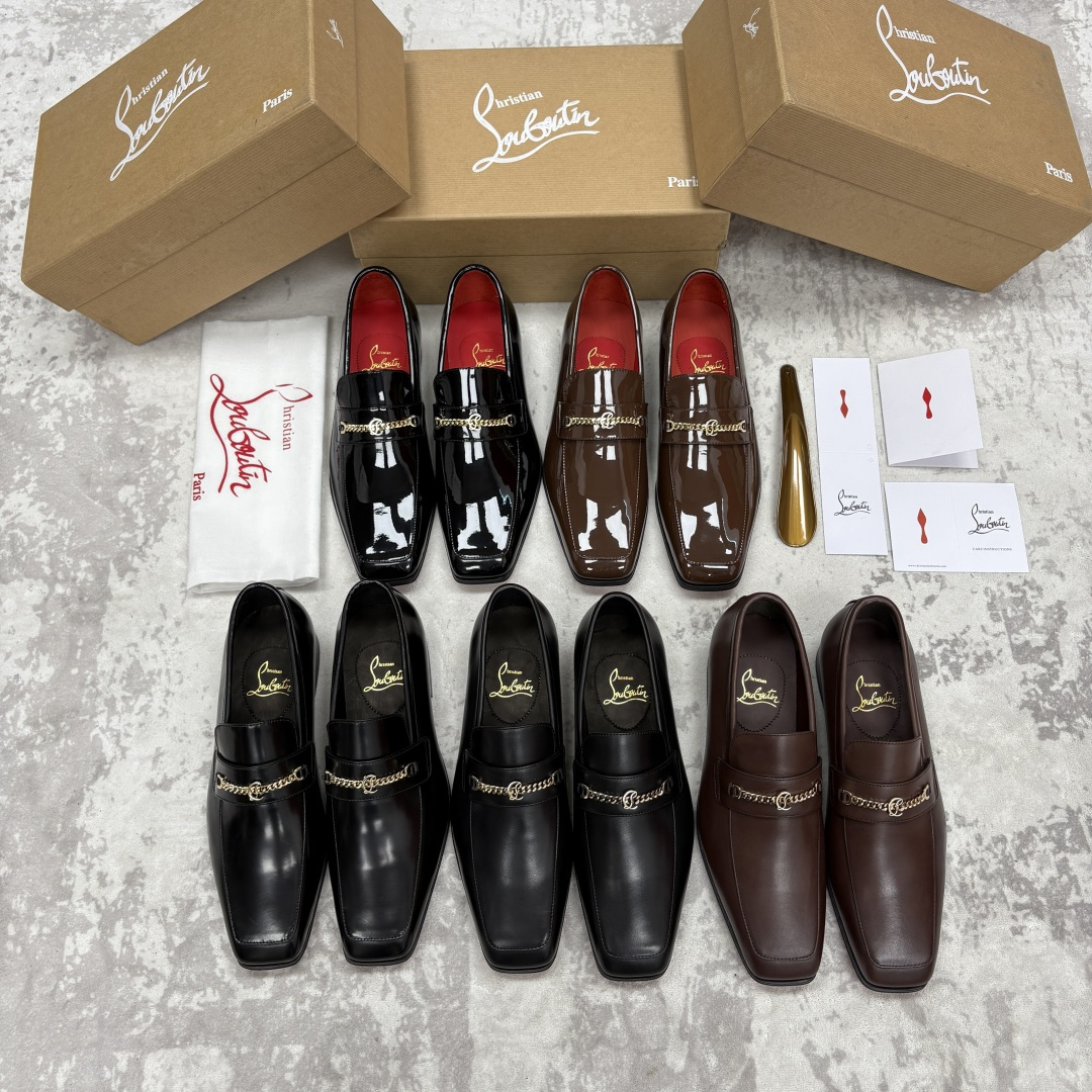 💋💍 CL 新品男士正装鞋乐福皮鞋 Christia* Loubouti* 红底鞋 金属链饰与红底基因的