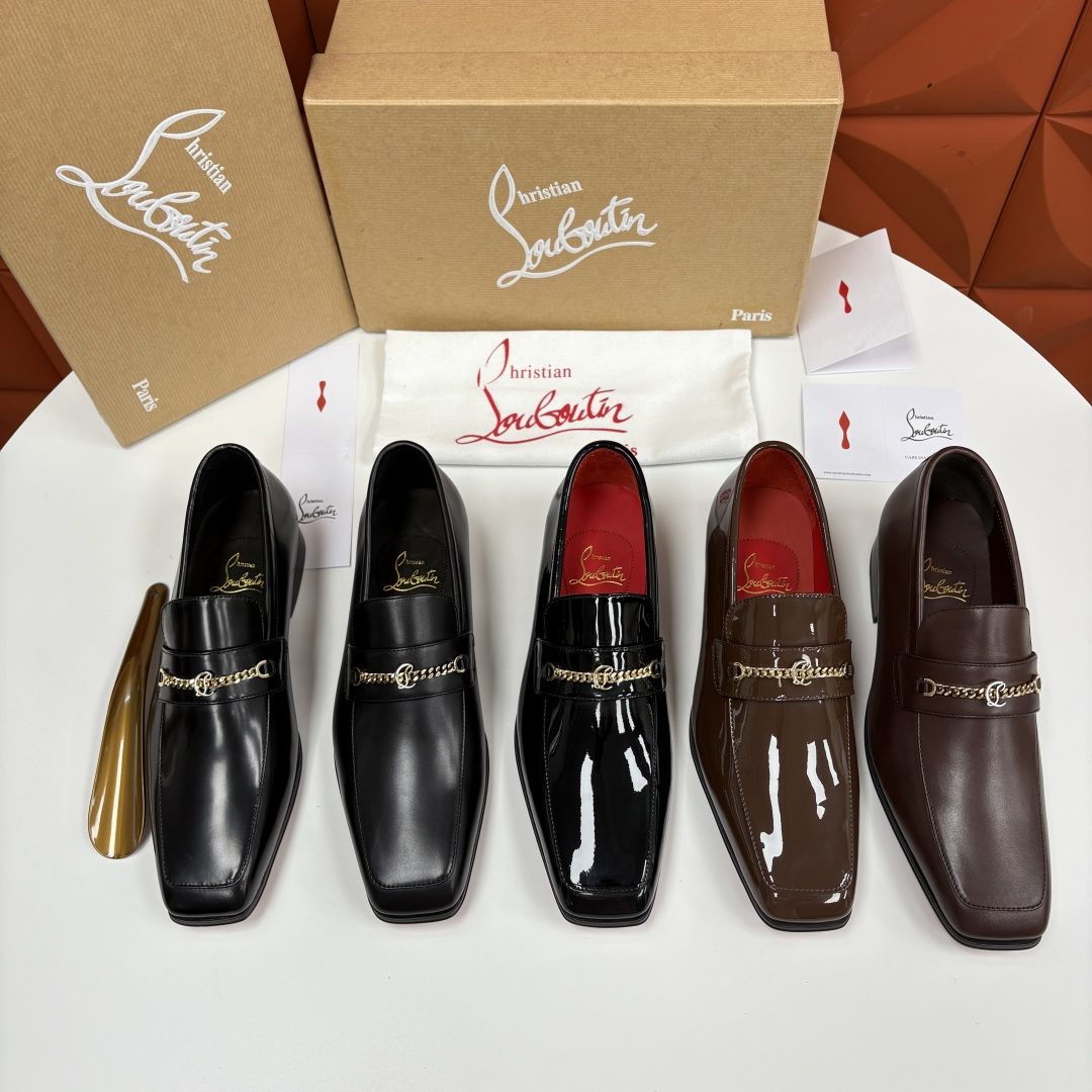 💋💍 CL 新品男士正装鞋乐福皮鞋 Christia* Loubouti* 红底鞋 金属链饰与红底基因的