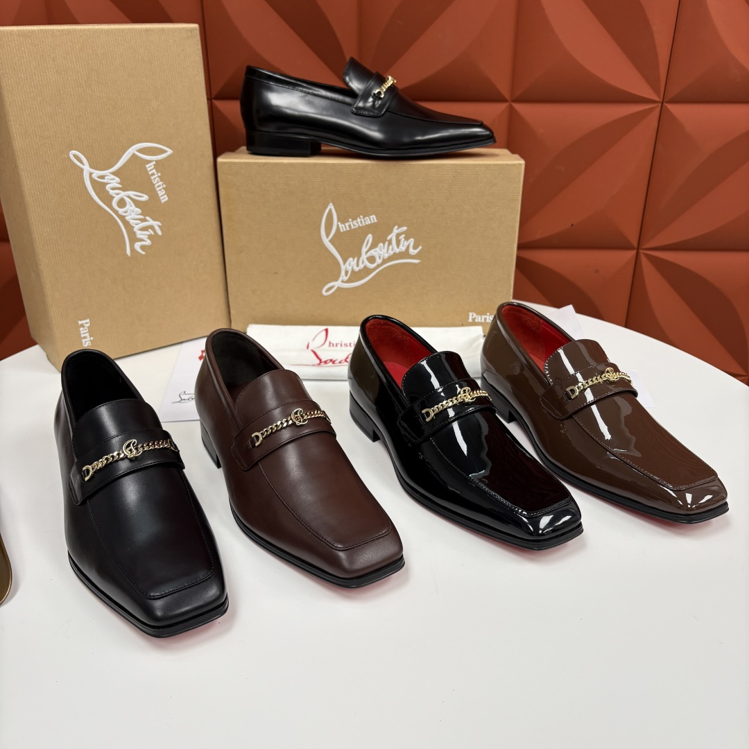 💋💍 CL 新品男士正装鞋乐福皮鞋 Christia* Loubouti* 红底鞋 金属链饰与红底基因的