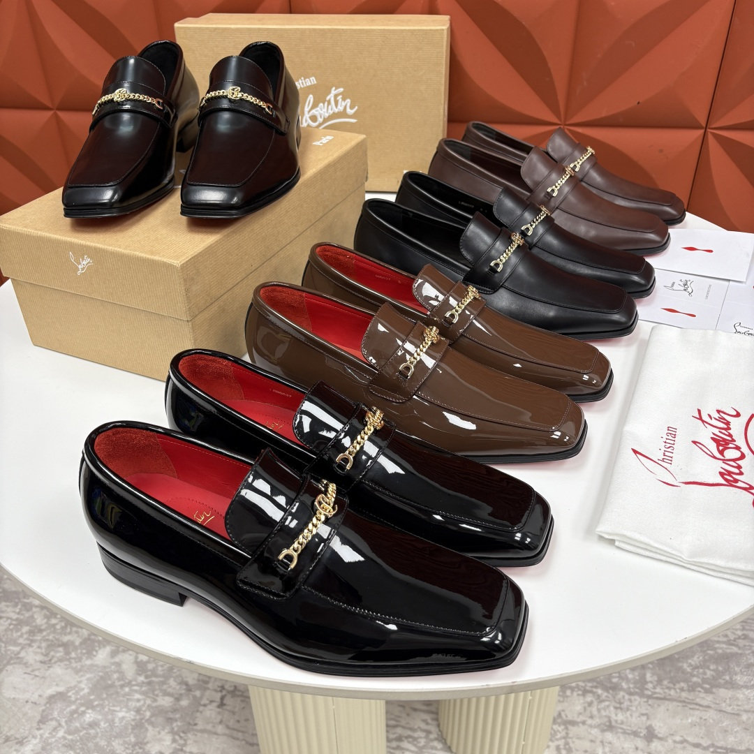 💋💍 CL 新品男士正装鞋乐福皮鞋 Christia* Loubouti* 红底鞋 金属链饰与红底基因的