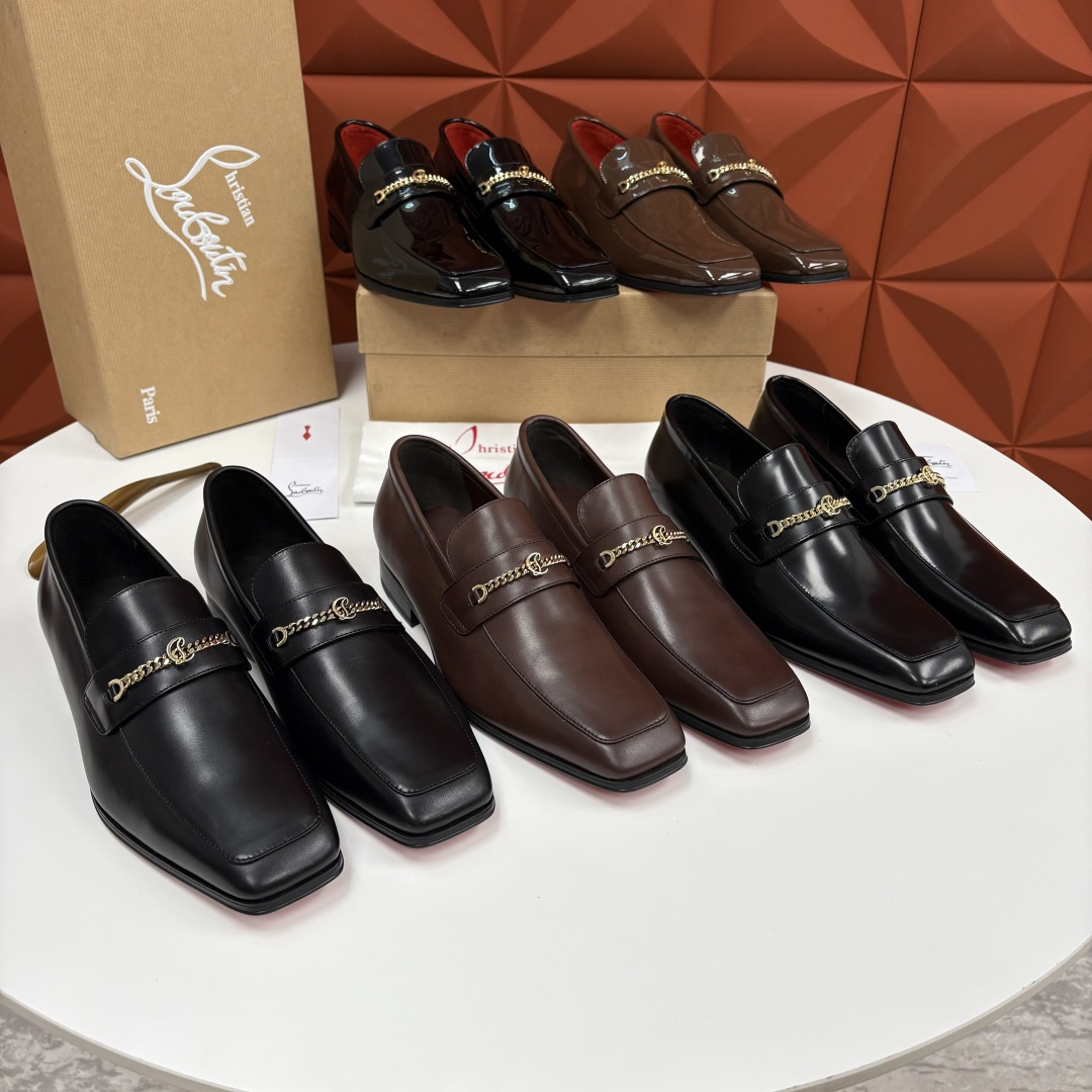 💋💍 CL 新品男士正装鞋乐福皮鞋 Christia* Loubouti* 红底鞋 金属链饰与红底基因的