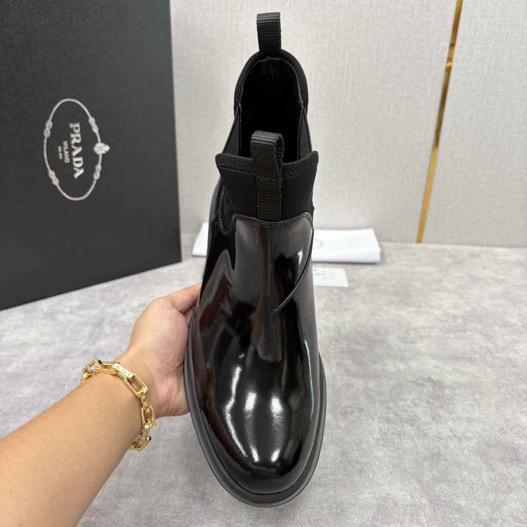 💋💍P家新品 Prad* 普拉-达 纯原皮革男士气垫鞋皮靴 空气动力学切尔西靴：奢品与科技的先锋融合 采