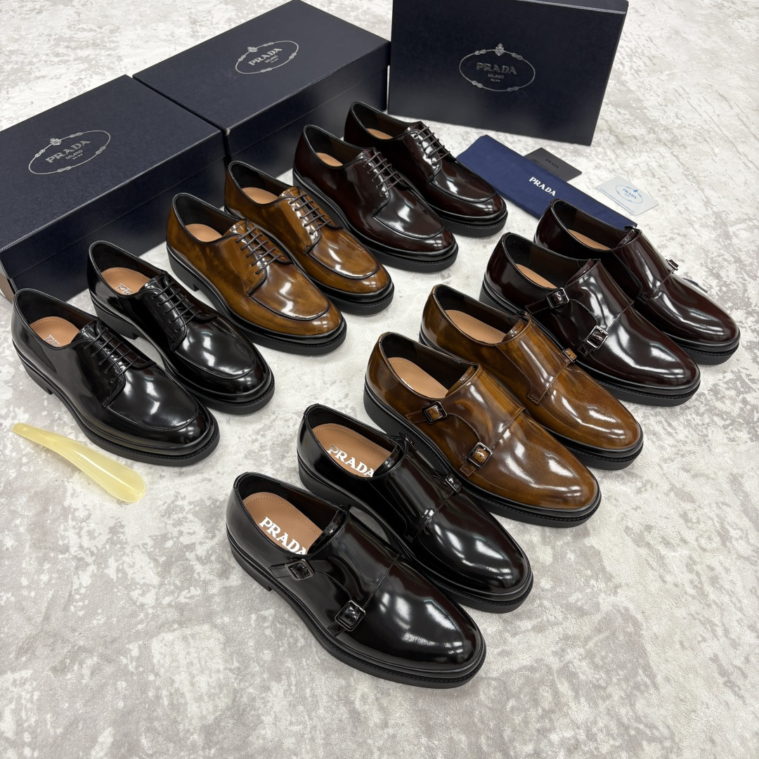 💋💍P家新品 普拉*达 PRAD* 官方热卖新款男士厚底双排孟克鞋 复古优雅与先锋设计的奢华交响 此款厚