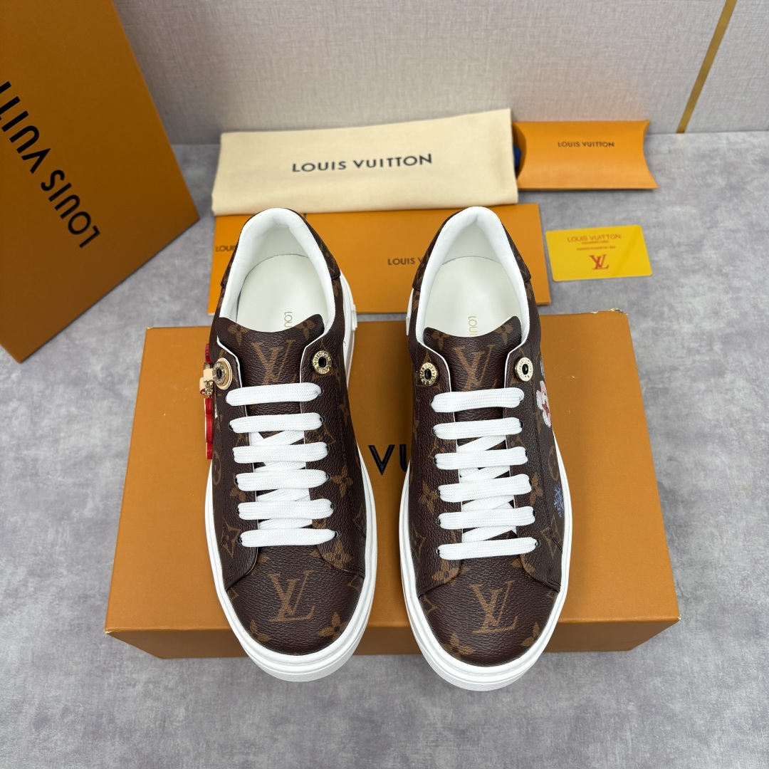 💋💍L家新品 情侣款鞋🤩 Loui*s Vuitto* 路易-威登 2026春夏预系列运动鞋： 经典老花