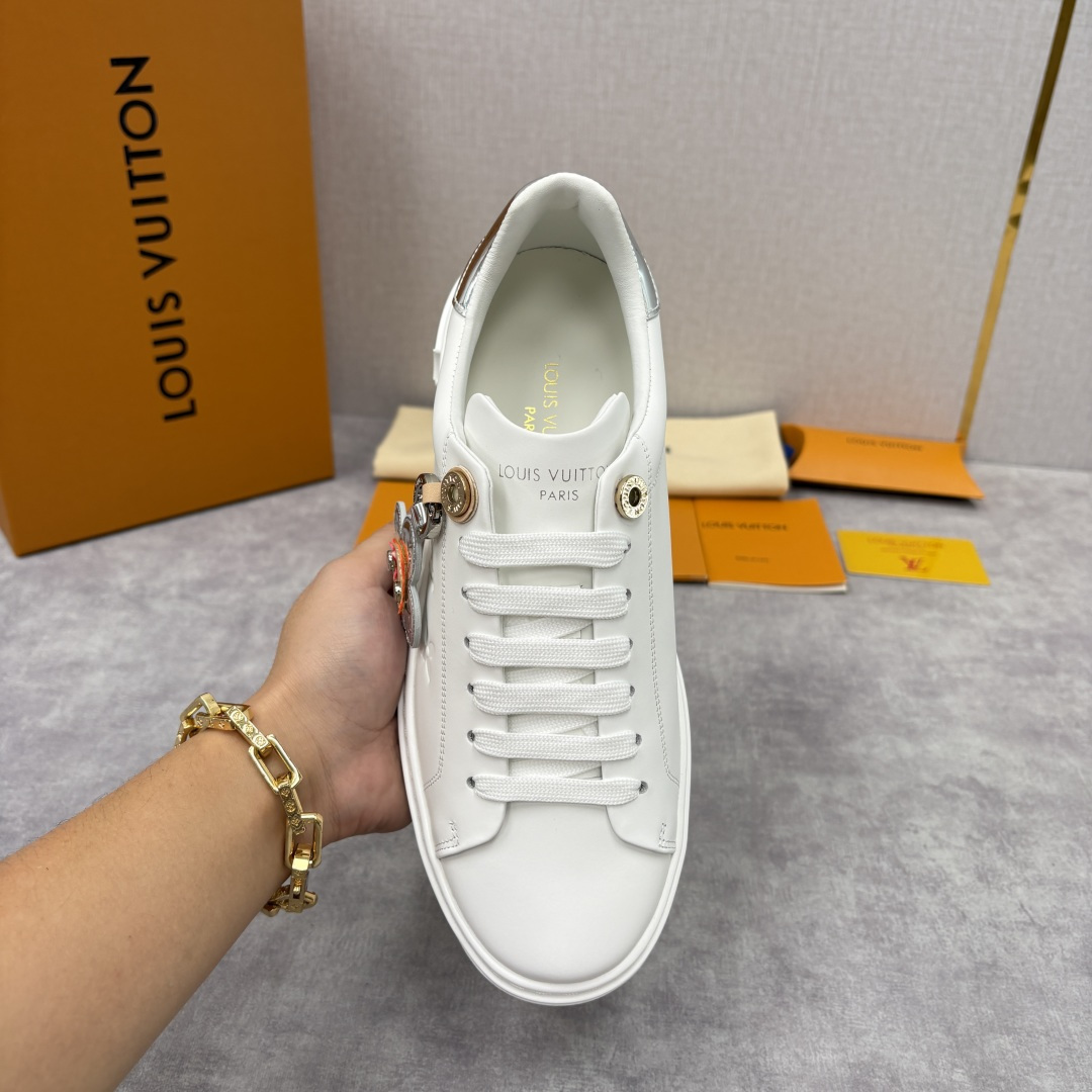 💋💍L家新品 情侣款鞋🤩 Loui*s Vuitto* 路易-威登 2026春夏预系列运动鞋： 经典老花