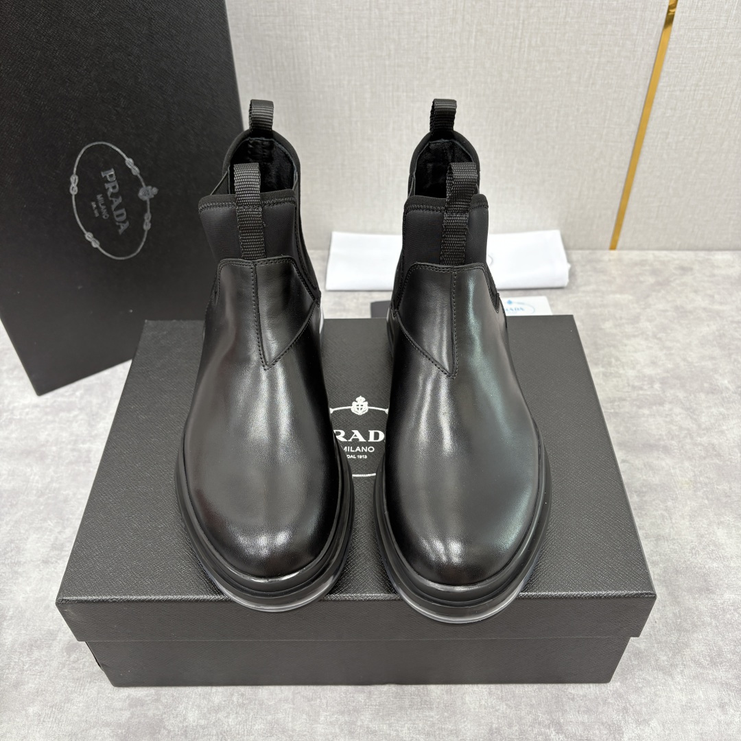 💋💍P家新品 Prad* 普拉-达 纯原皮革男士气垫鞋皮靴 空气动力学切尔西靴：奢品与科技的先锋融合 采