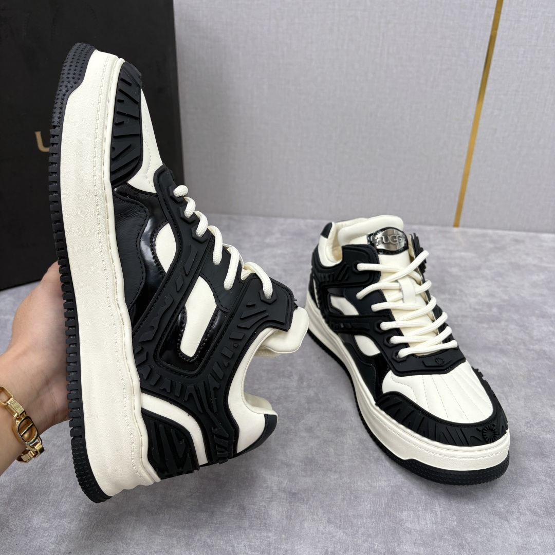 💋💍UGG 新品 男士时尚休闲羊毛鞋！复古厚底老爹鞋 复古潮范与温暖舒适的冬日交响。 它打破了大众对UG