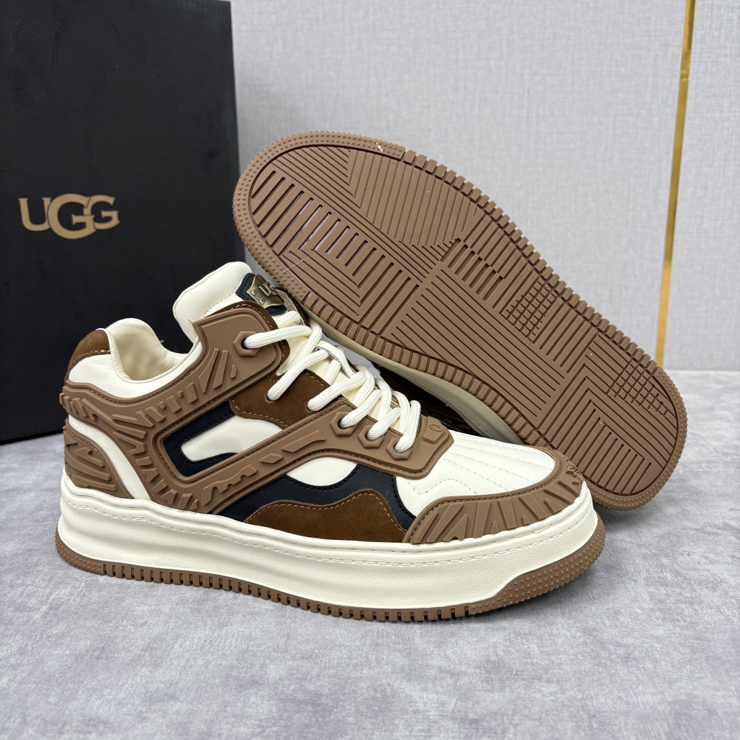 💋💍UG-G 新品 男士时尚休闲羊毛鞋！复古厚底老爹鞋 复古潮范与温暖舒适的冬日交响。 它打破了大众对U