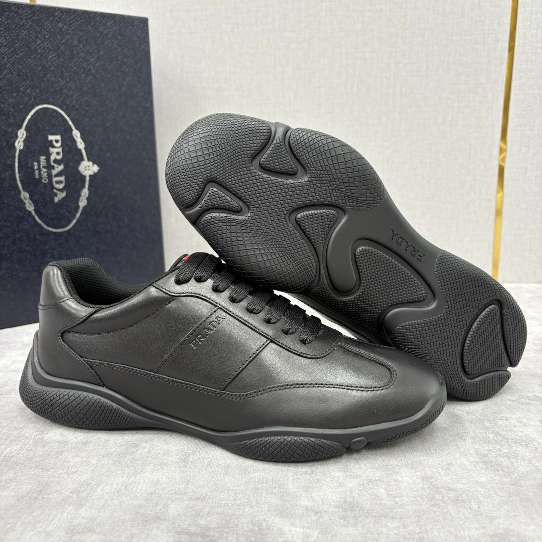 💋💍P 家新品 Prad* 普拉-达 秋季新款男士小牛皮运动鞋出货！ 莞产猛货。当意大利奢侈品牌的精工技