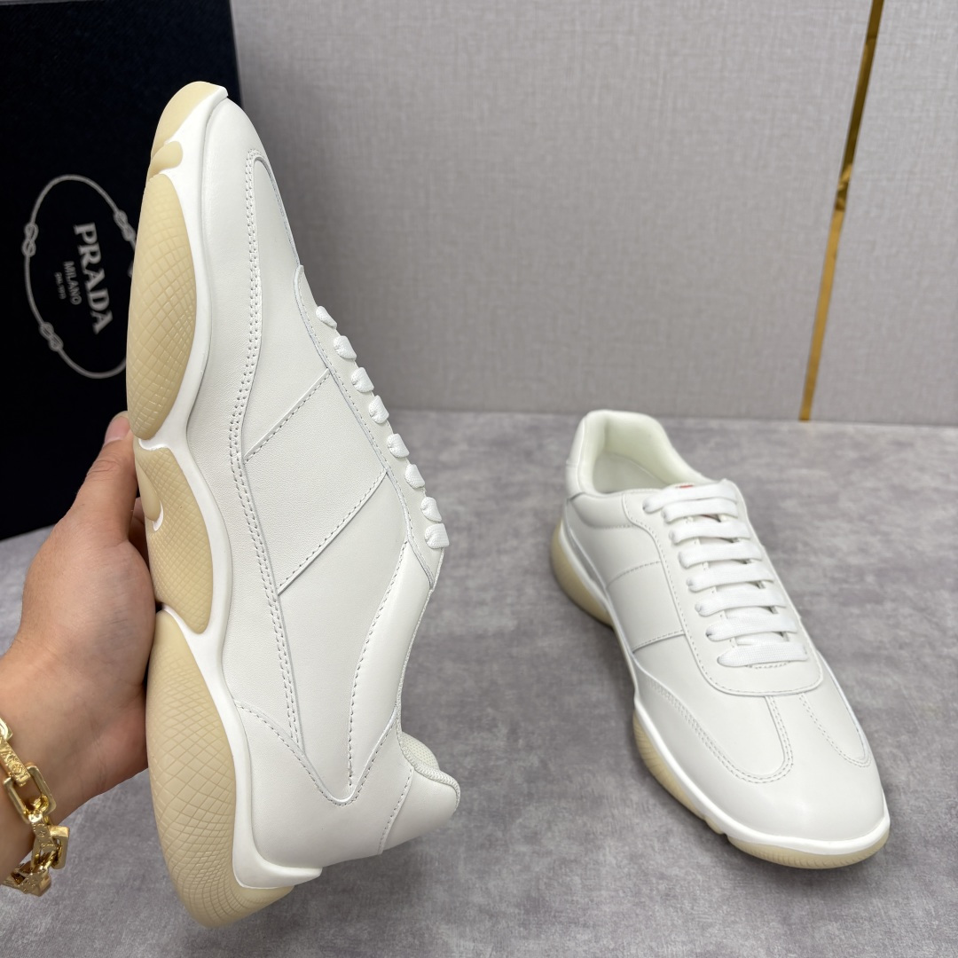 💋💍P 家新品 Prad* 普拉-达 秋季新款男士小牛皮运动鞋出货！ 莞产猛货。当意大利奢侈品牌的精工技