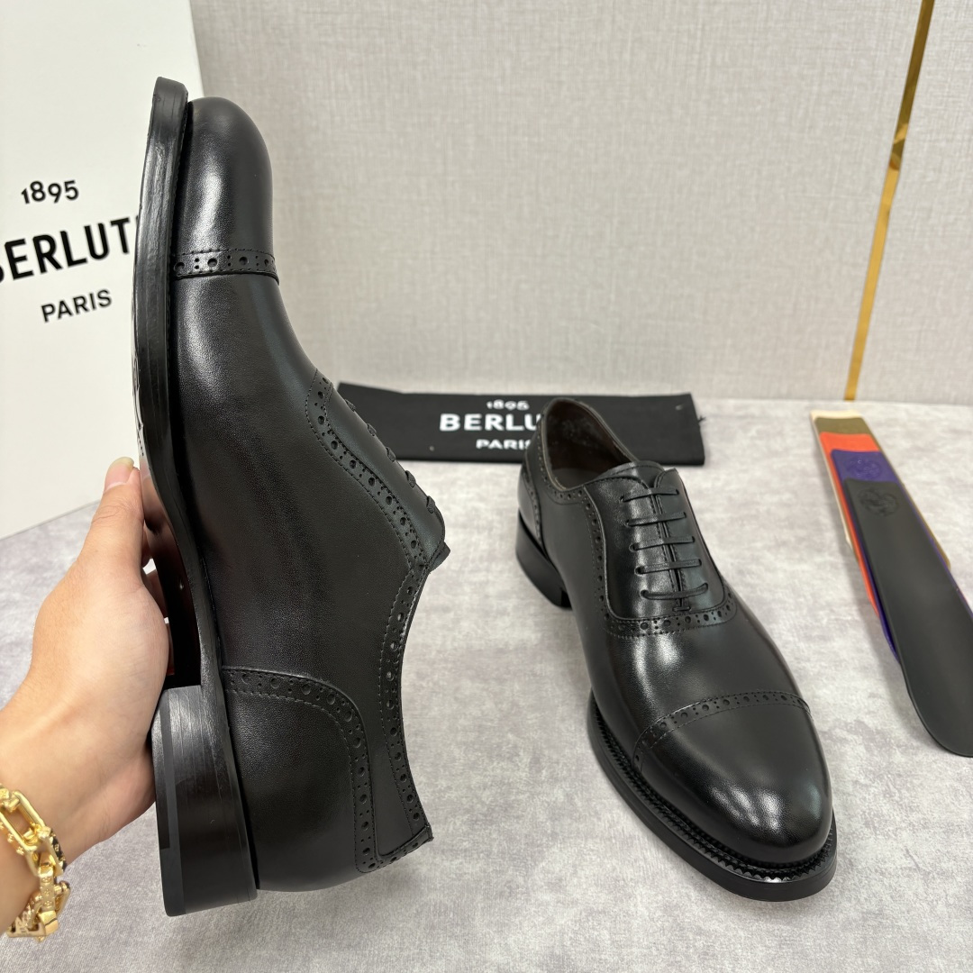 💋💍Berlut* 布鲁提 新款男士手工擦色正装皮鞋上新🆕 鳄鱼纹布洛克牛津鞋的商务与格调的极致融合。甄
