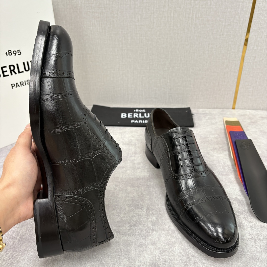 💋💍Berlut* 布鲁提 新款男士手工擦色正装皮鞋上新🆕 鳄鱼纹布洛克牛津鞋的商务与格调的极致融合。甄