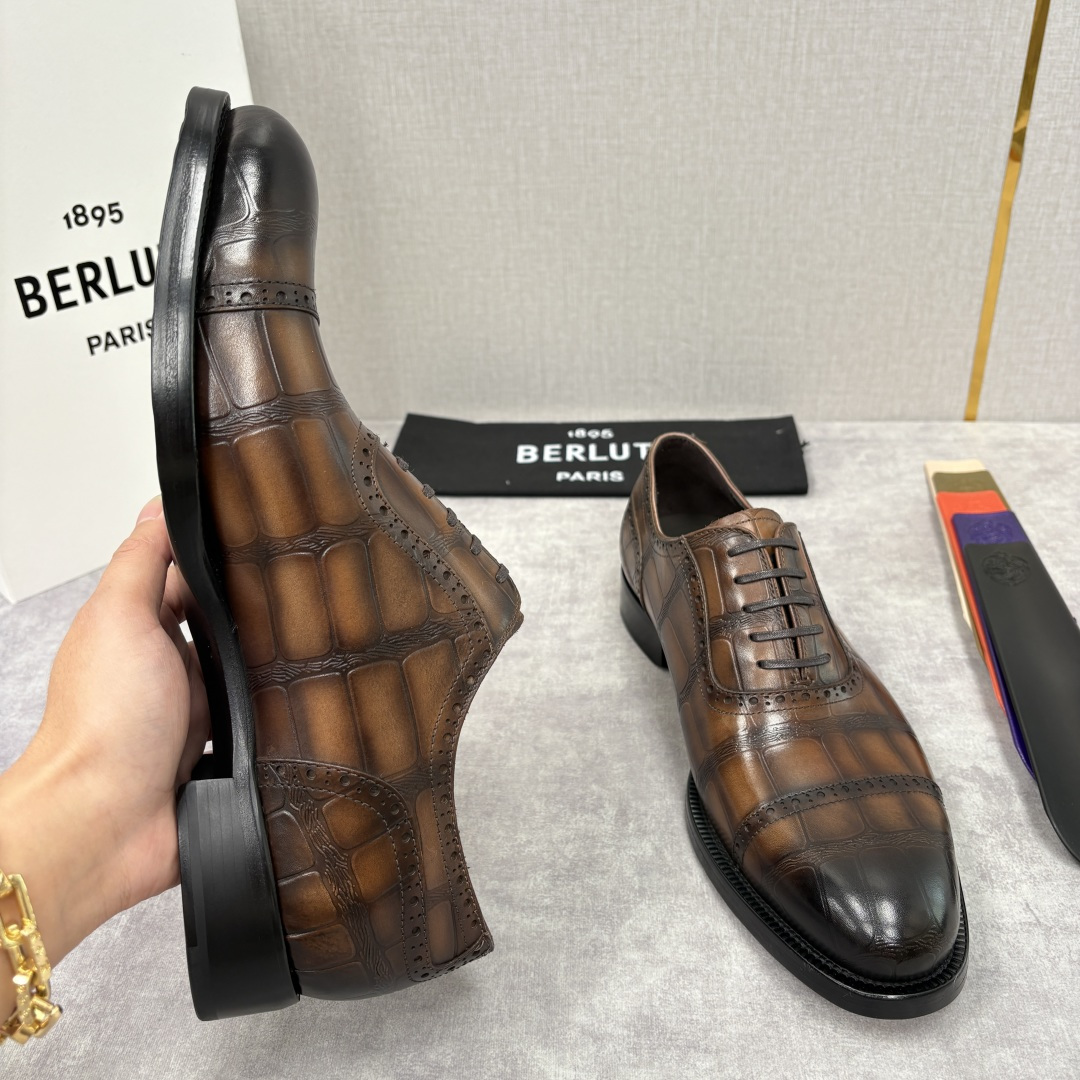 💋💍Berlut* 布鲁提 新款男士手工擦色正装皮鞋上新🆕 鳄鱼纹布洛克牛津鞋的商务与格调的极致融合。甄