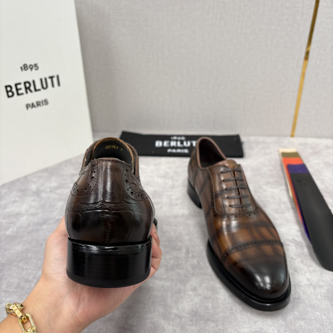 💋💍Berlut* 布鲁提 新款男士手工擦色正装皮鞋上新🆕 鳄鱼纹布洛克牛津鞋的商务与格调的极致融合。甄