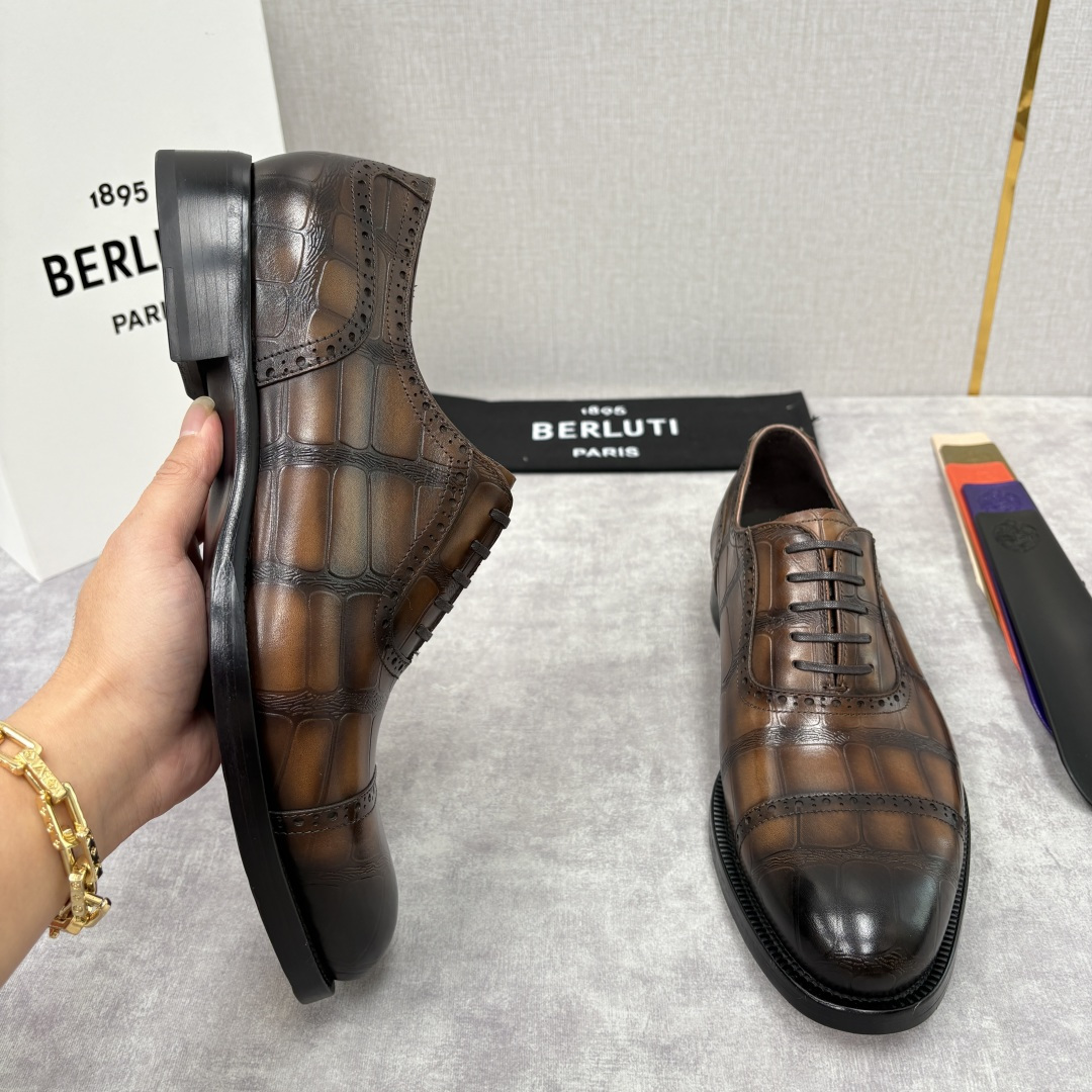 💋💍Berlut* 布鲁提 新款男士手工擦色正装皮鞋上新🆕 鳄鱼纹布洛克牛津鞋的商务与格调的极致融合。甄